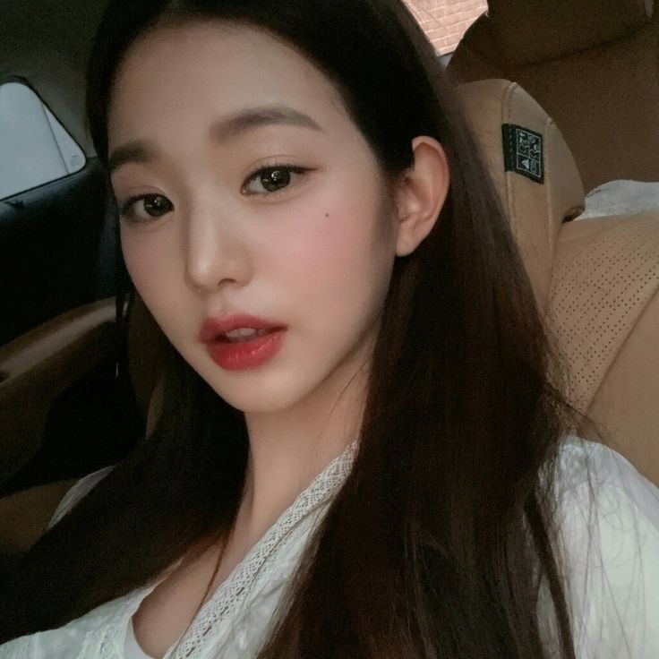 hyewonb6t's tweet photo. ๑  ㅤִ     ۠    happy first month   . ㅤ❀︭ㅤ https://t.co/6604vHkFsK