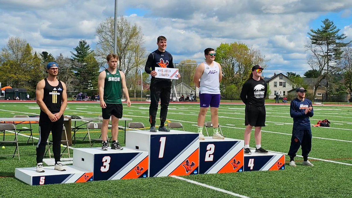 ThrowsCoachJim's tweet photo. Utica Throws cleaned up at the 2023 Outdoor Empire 8 Championships!
.
22 made the podium, men swept ALL 4 throws 1st, women won 1 & grabbed 2nd in 2 others! We even had the Torchbearer award!
.
#UTICAthrows
#weareUTICA
#missedthewomenjavelinpodium https://t.co/8HpEg5z16e