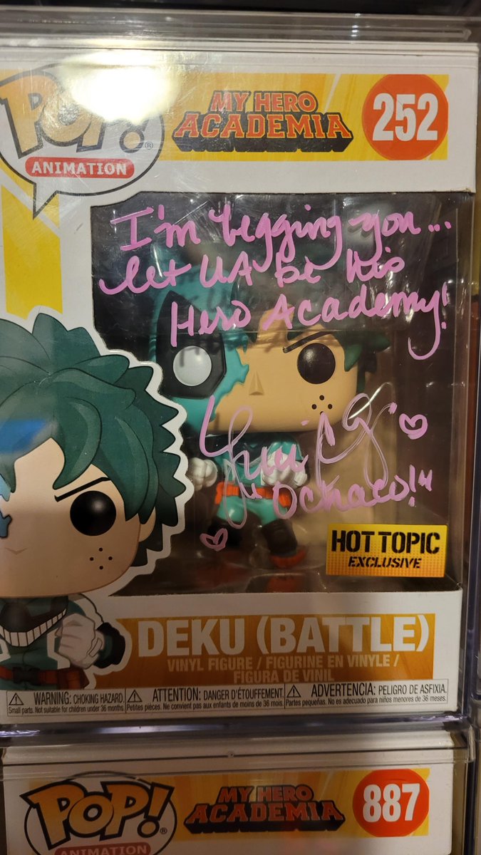 pytor397731's tweet photo. @lucilovesmic Thank you again for being AMAZING...Ochaco and Deku are in their places of honor!  Had to rewatch S6E137 and hold back those tears 😭 https://t.co/WGzJWI70Yh