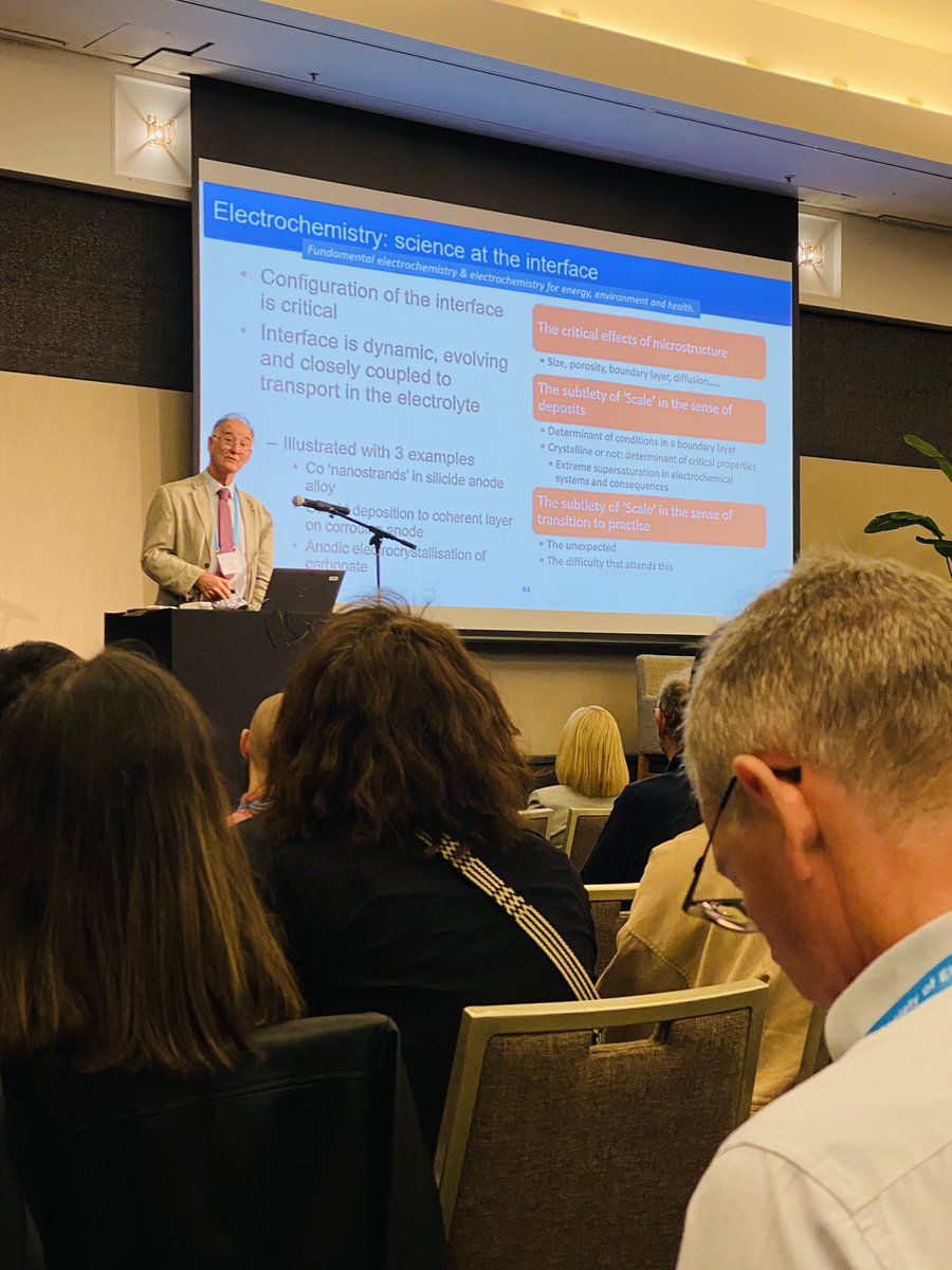 markier87's tweet photo. Prof David Williams for Day 1 Keynote highlights the subtlety of „scale” at interfaces as well the effect of microstructures. #35thISE #35thTopicalISE https://t.co/uzGMl0FNER