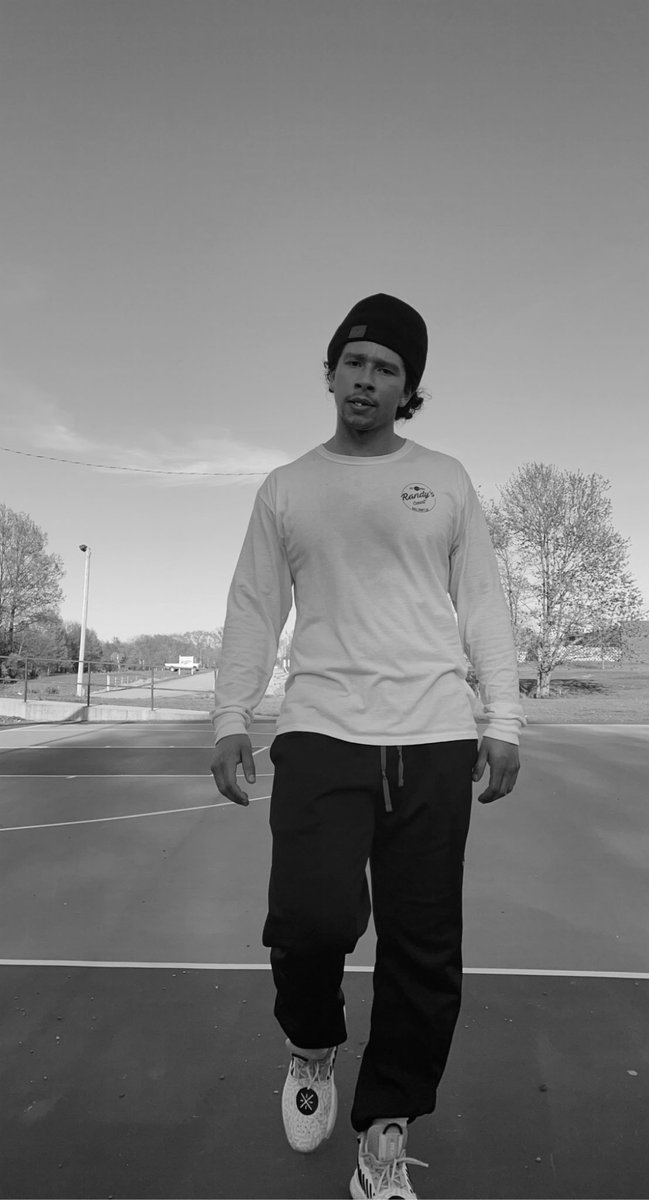 Training for <a href="/randyscourt/">Randy's Court</a> starts now ⚔️

Contact Randy’s Court to declare for the draft!