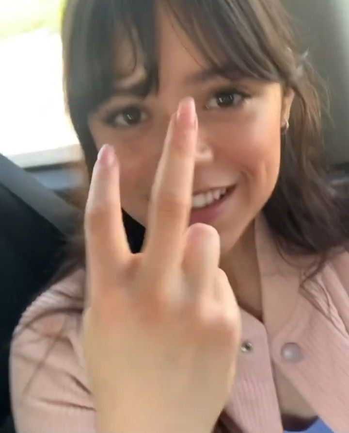 BEST OF JENNA ORTEGA tweet media