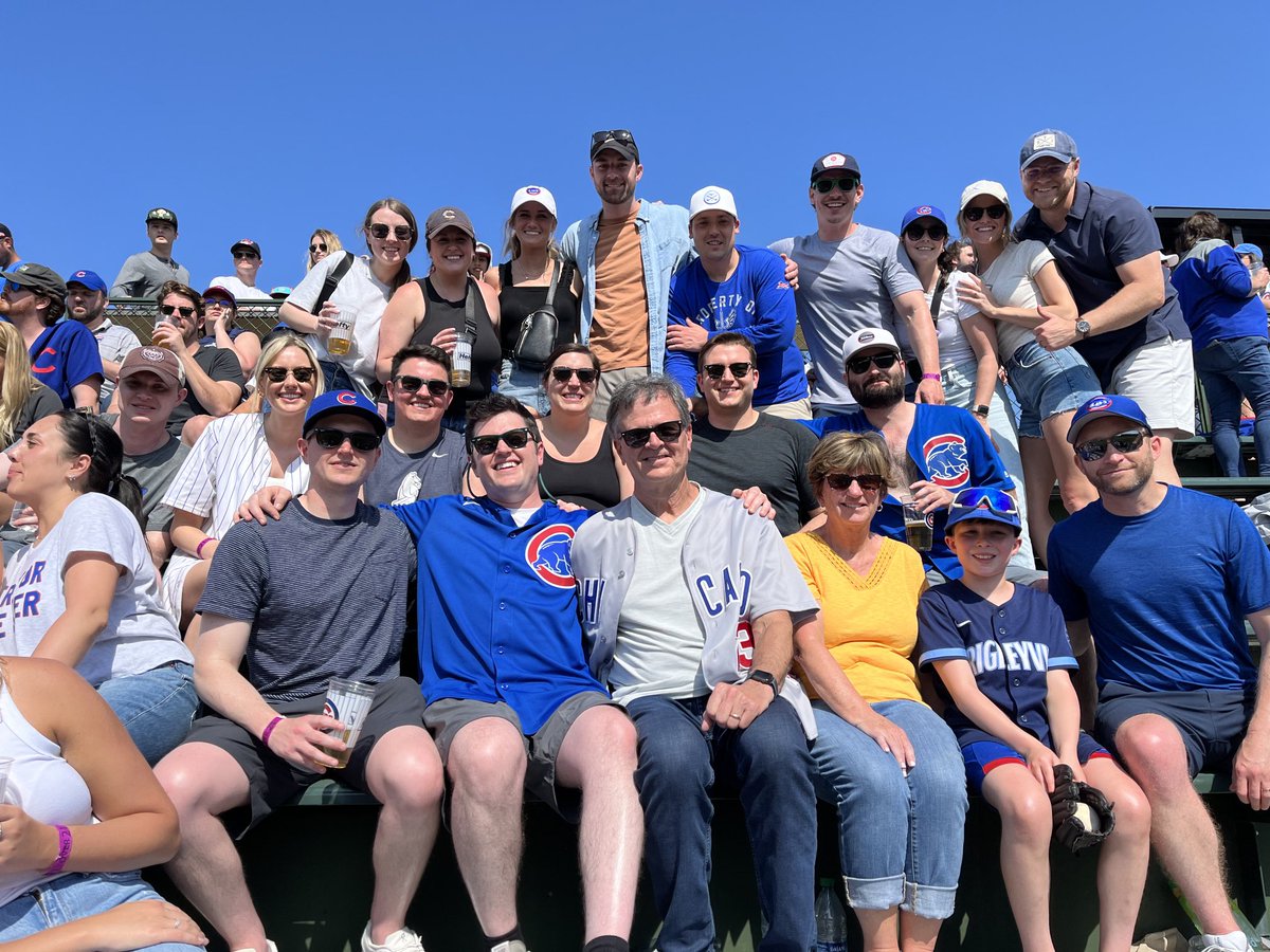 tsdixon45's tweet photo. Wedding Weekend closes at Wrigley.  Congrats Kevin &amp; Maeve https://t.co/frSSkPfSv6