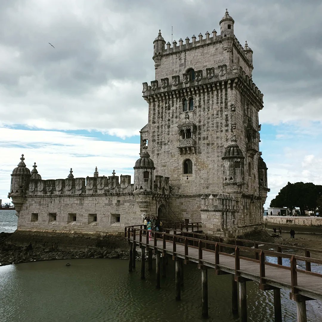 JandAChillTrips's tweet photo. Places to Visit in #Lisbon, #Portugal 🇵🇹
The Belém Tower (Portuguese: Torre de Belém), officially the Tower of Saint Vincent (Portuguese: Torre de So Vicente), is a 16th-century fortification
Check out our LISBON VLOG in our YouTube Channel
#lissabon #lisboa #belemtower https://t.co/Fsq9UNnsYM
