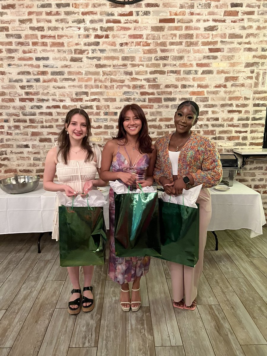 ✨Banquet✨ congratulations on a successful year Bandos! We will miss our seniors dearly 💚