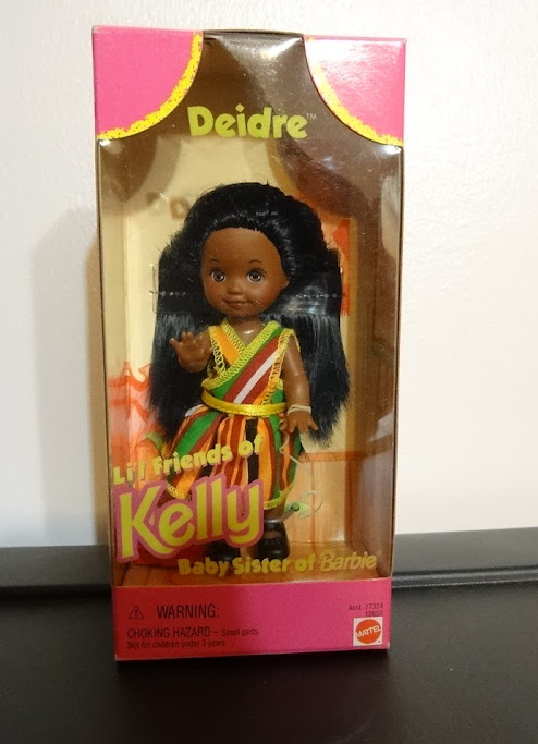 Isn't Deidre cute? From the time when Mattel actually sewed fashions no matter how tiny. 🤣😢 #Deidre 

Also follow @mommaspearl
*
*
*
#keepitmovin #dolltwt #dolls #dolljewelry #pearls #beads #adultdollcollector #dollphotography #dolldiorama #dollhouse #Barbiegram