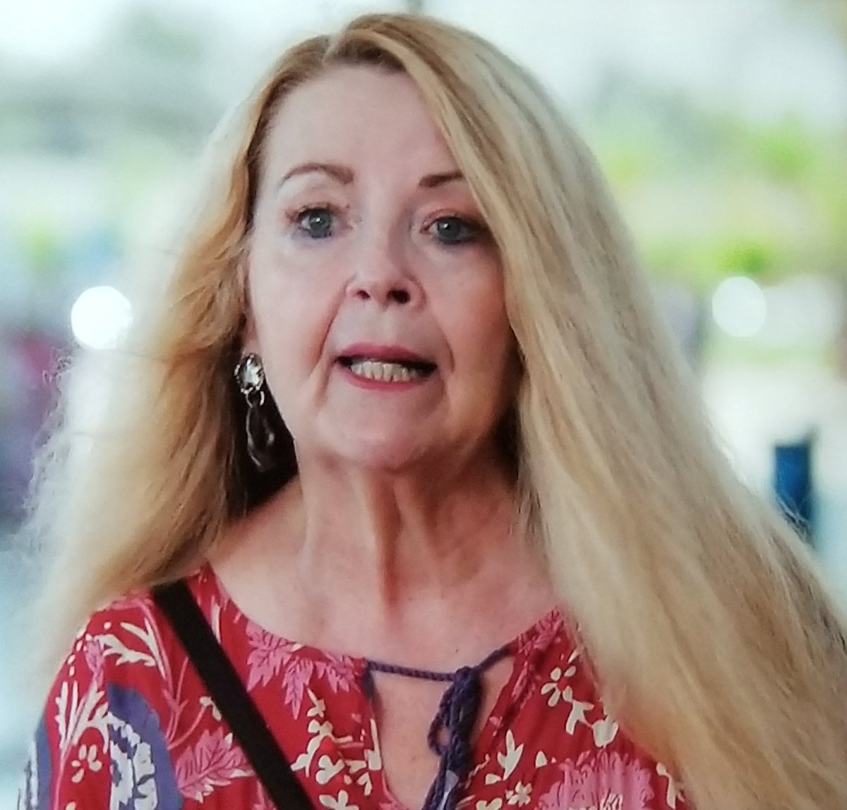 spanngirl21's tweet photo. On the way back, can you stop by India and get Jen too??
#90DayFiance 
#90dayfiancetheotherway https://t.co/9OX4FzYNpo