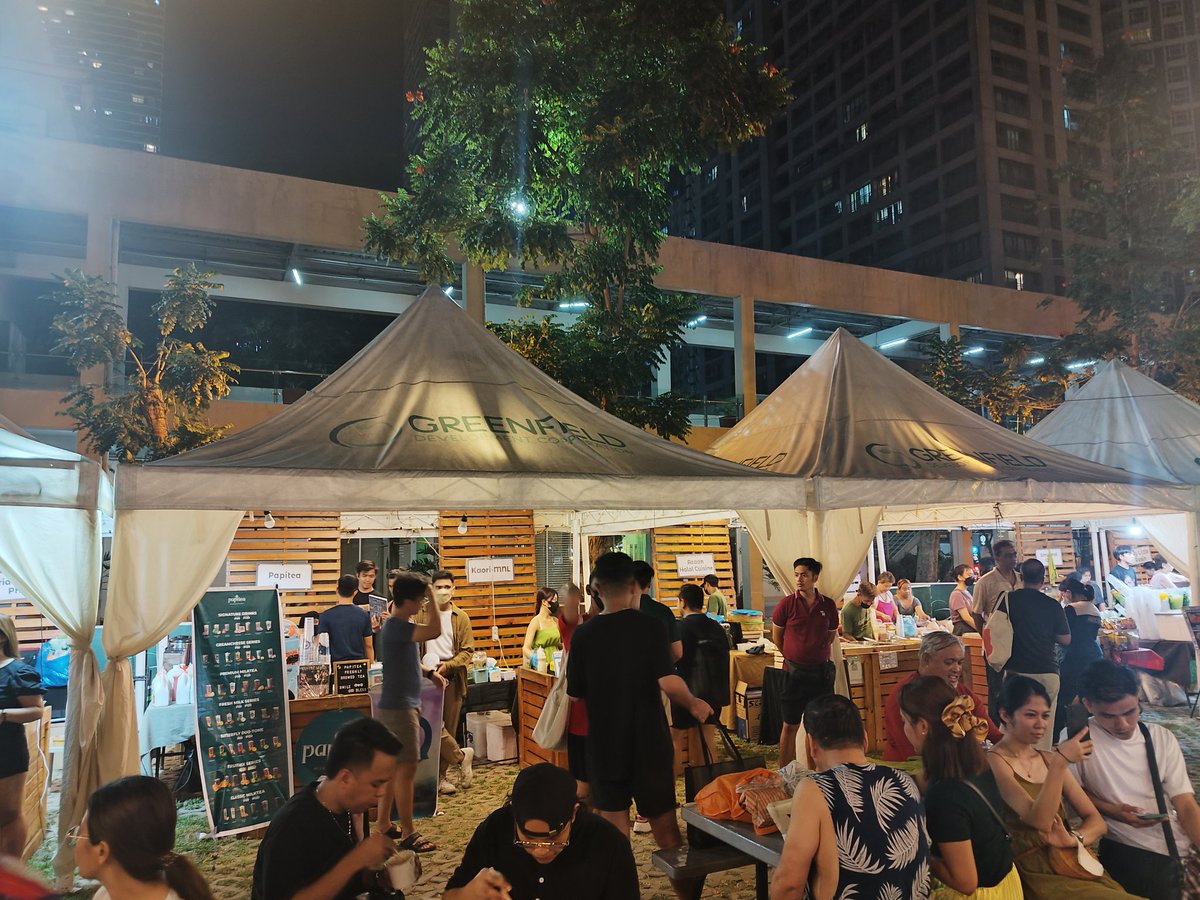 KaoriMnl's tweet photo. Solid #weekends with you GF fam! ๐ค
Thank you @papiteaph lagi nanjan for us! Love namin kayo โฅ๏ธ๐ฏ
WE LOVE YOU ALL ๐
#greenfieldweekendmarket
#papitea #kaoriMNL
#milktea #takoyaki https://t.co/PKiW5neI4p