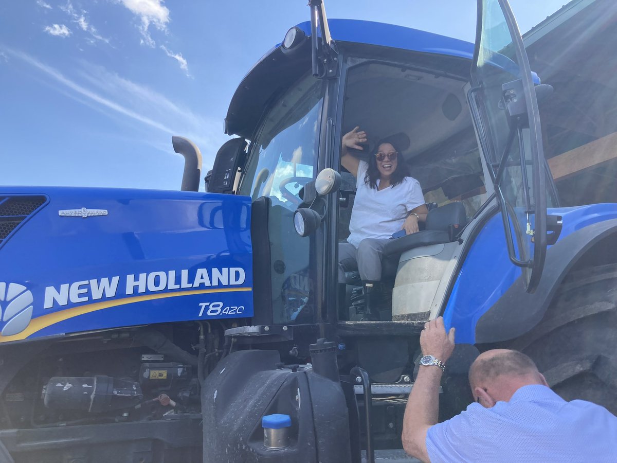 MrsVanderhoff's tweet photo. Today we shared our farm with my Lawton staff family ❤️ such a special afternoon https://t.co/L6Wg4Bb7E5