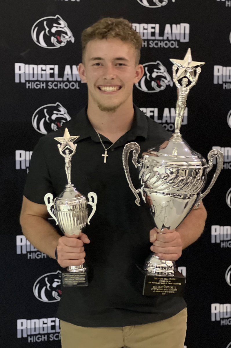 Beyond blessed and grateful to be the Vonn Bell Male Student-Athlete of the Year. Thankful for so many great coaches and teammates that helped me get the opportunity to represent <a href="/RidgelandHSFtbl/">Ridgeland Panthers Football</a> <a href="/RidgelandTf/">Ridgeland T & F</a> #IRONjungle <a href="/RidgelandHigh/">Ridgeland Panthers</a>