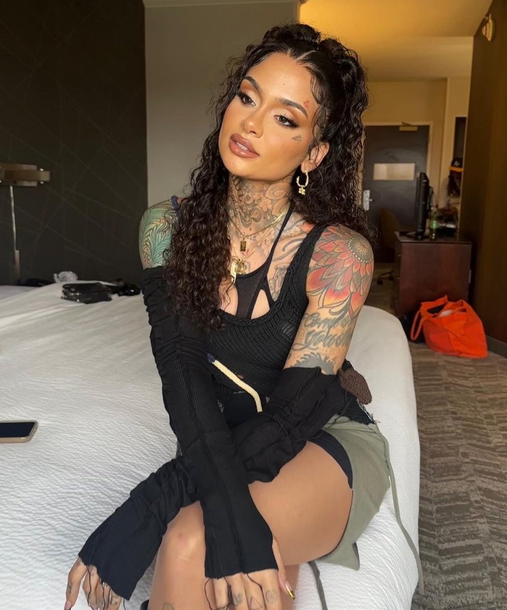 Raya (@vengeful_raya) on Twitter photo 