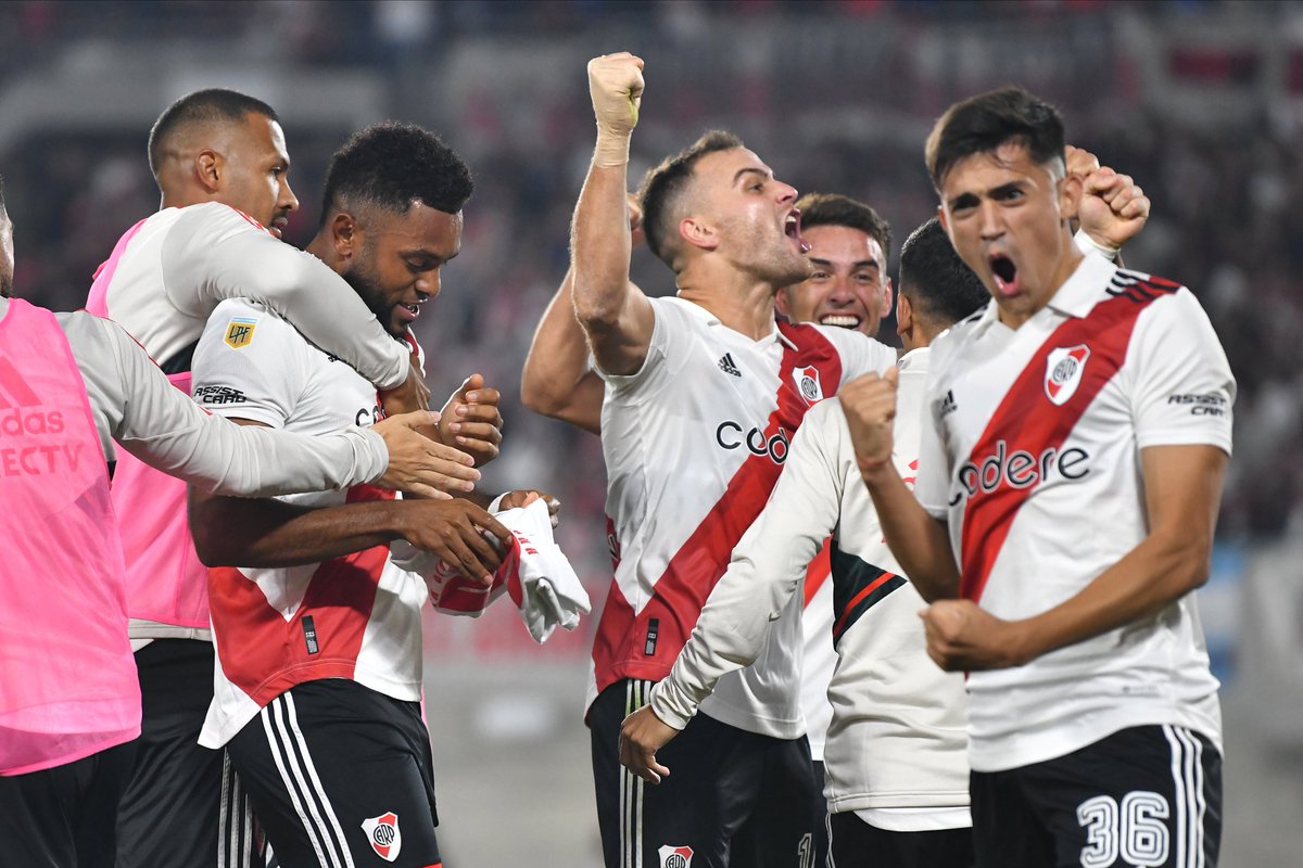 RiverPlate tweet picture