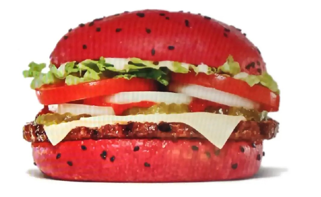 sandboxworld's tweet photo. https://t.co/UX49dzkAu4
Have you heard the news? Burger King is releasing a special edition Spider-Man Whopper inspired by the movie Across the Spider-Verse! It's amazing what red food coloring can do to a bun. #grubbits #BurgerKing #spiderman https://t.co/thTFnlWIlG