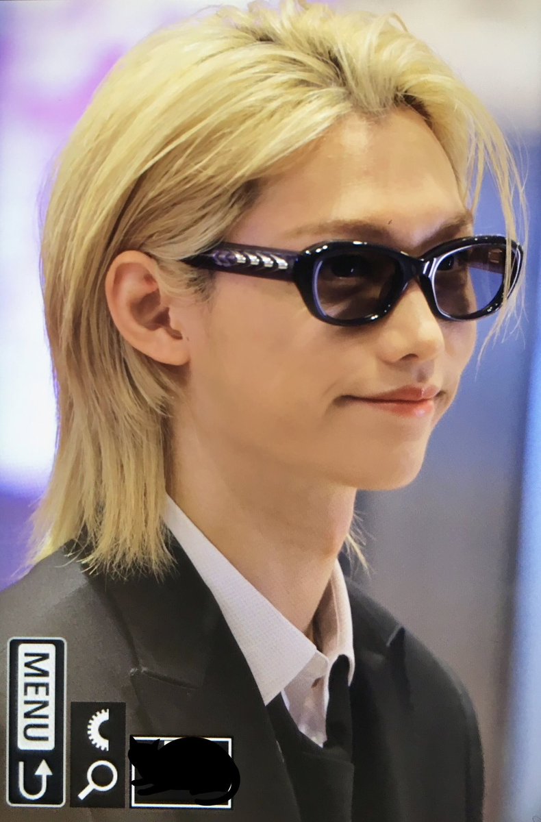 felix___thecat's tweet photo. 230508 🕶️🐱

#felix #필릭스 
#straykids #스트레이키즈 https://t.co/swzYNthC5E