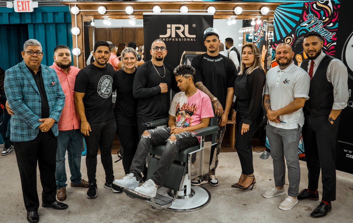 RoldaUSA's tweet photo. 📚🎓💡We had a fantastic educational class at The Spot Academy on April 24th with @boomzworld and @christiangotfanzz

They shared their years of experience and knowledge with us! 
#TheSpotAcademy #education #barberclass #Rolda #Jrl #barberlife https://t.co/6DuAKZYGBP