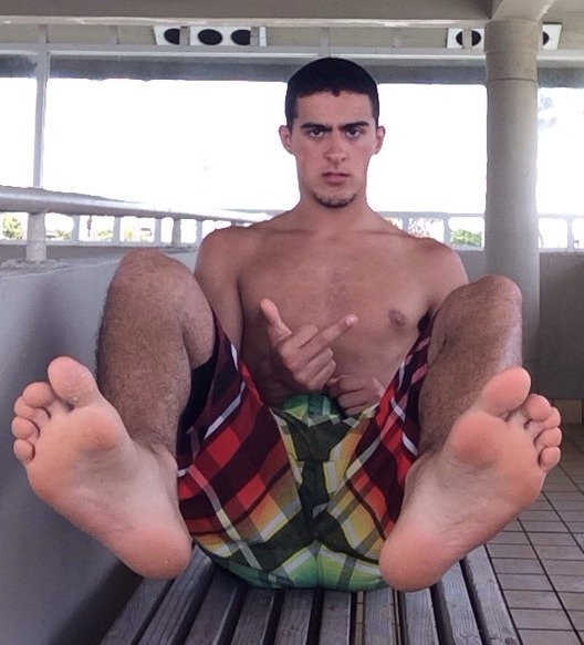 f4gUniversity's tweet photo. Come crawling here Fag, These Size  16 feet are seeking for a Warm deep throat https://t.co/Go75gCTGaw