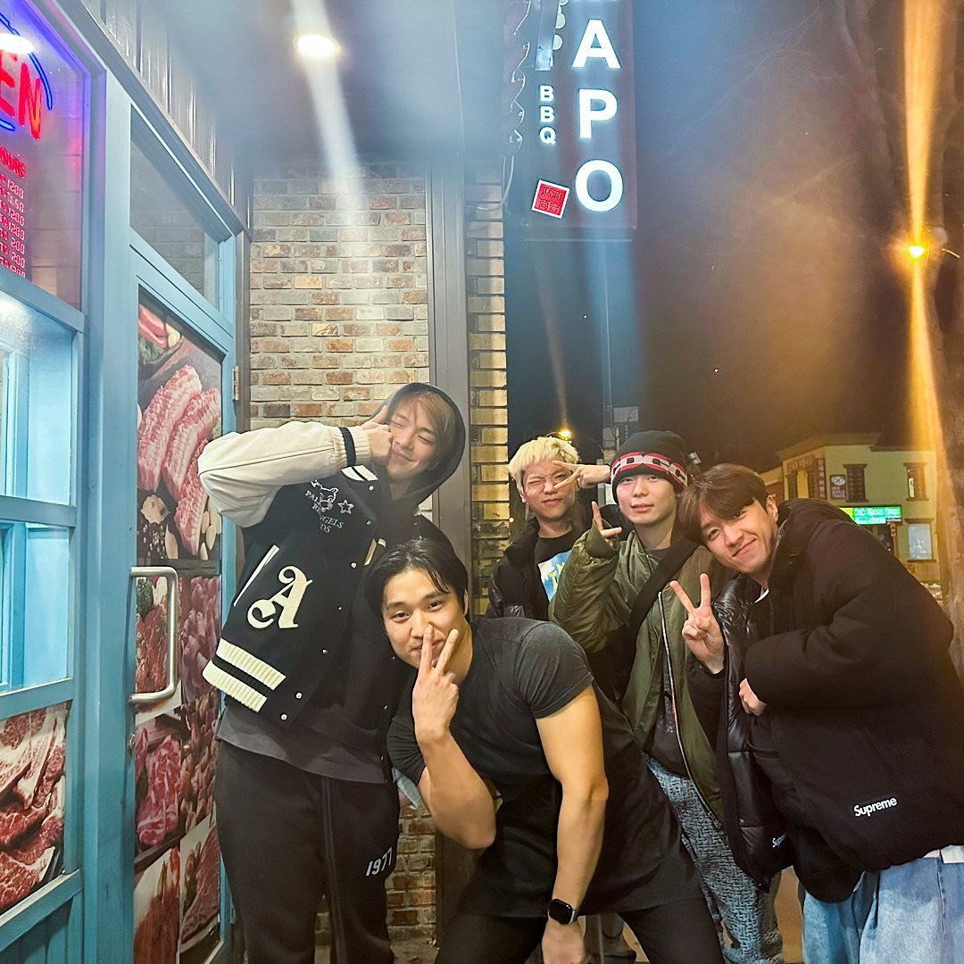 ChompooOK's tweet photo. IG maposanghoebbg ๐ธ 230508
Korean BBQ Restaurant in Toronto posted appreciation message to Daniel and Daniel Team during their visit to there..
They called our https://t.co/idA4kiCwcj 'Korean Megastar #๊ฐ๋ค๋์ #KANGDANIEL
#FirstParadeInToronto
https://t.co/tYv8PI72Ia https://t.co/9bFsrHCygL