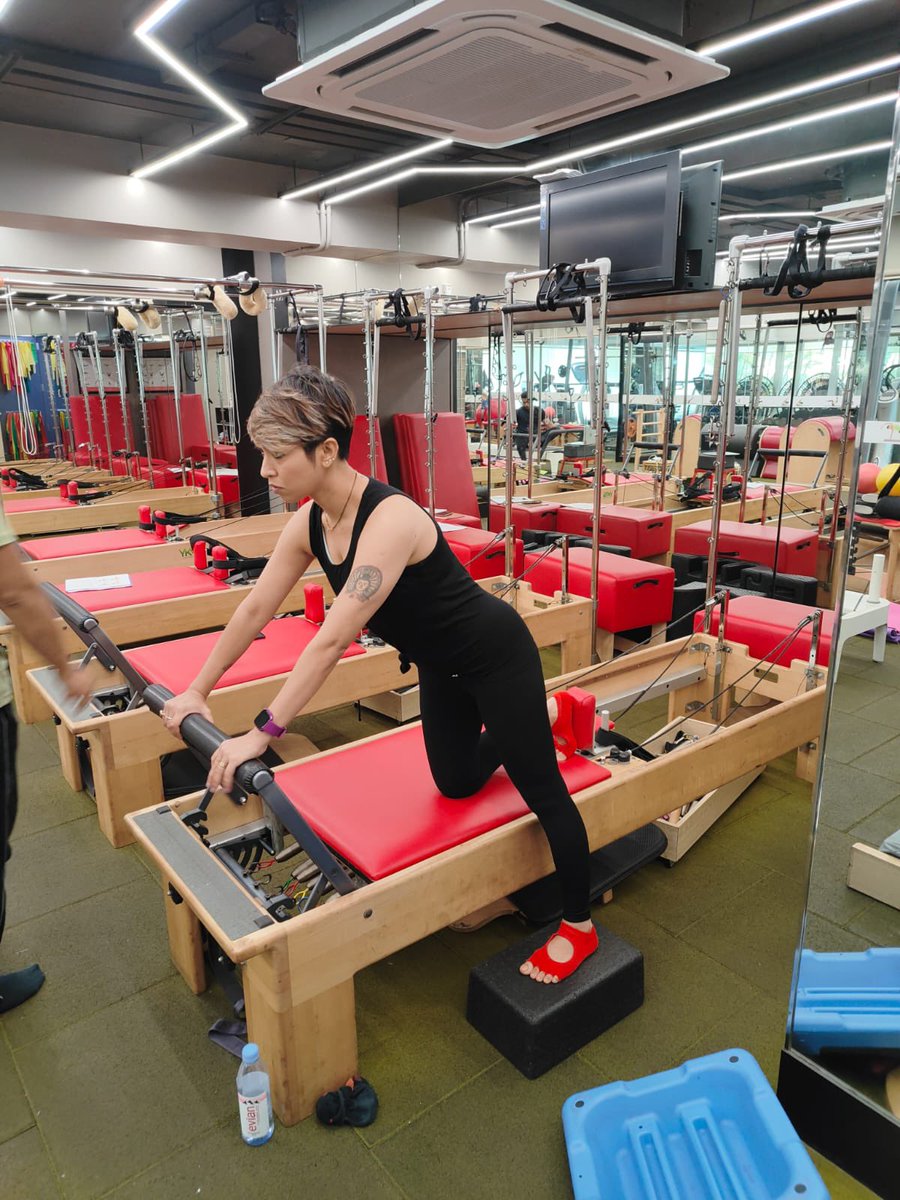SavvysPilates's tweet photo. Pilates improved me ,my health ,my posture,my body learned more and will continue to learn @BodyImageYFC @YasminBodyImage #pilates #pilatesinstructor https://t.co/OujuYA03eo