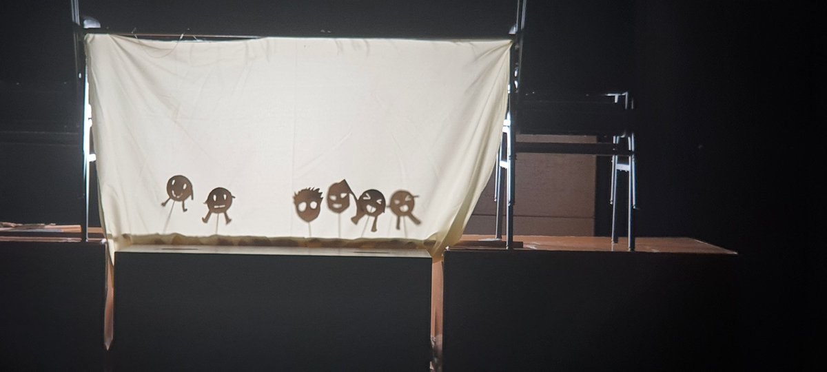 HIS English Dept tweet media