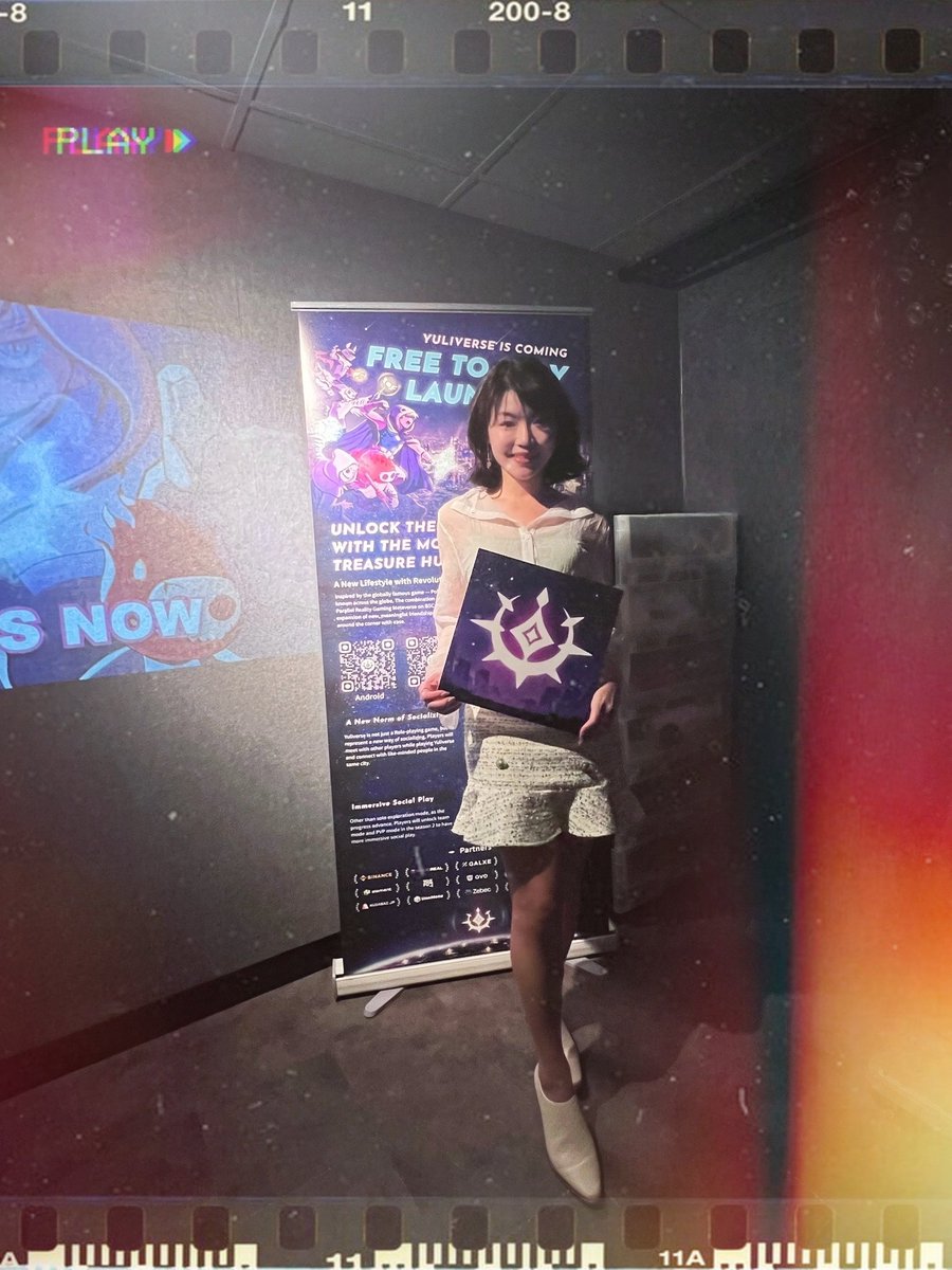 Fomo_Nikki's tweet photo. Thanks @DeBoxHK852 @DeBox_Social @TheYuliverse @elwgrich @FFFeniz852 for having me over for the 852 Debox Event! 💚
Great wknd spent with the HK Web3 crew !
Don’t miss out on immersing yourself in the #Yuliverse!🧭🌟
#Web3Gaming #web3community #WeekendComeBack https://t.co/oyPq6JAwQz