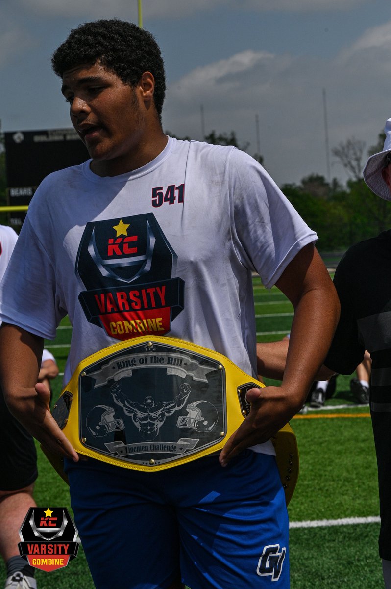Here is another kid that should blow up. Stylz Blackman. Long arms long frame. He won the May 6th King Of The Hill. Colleges wont just look at Stylz as a 17 year old. They will look at what the  19/20 year old Stylz can be. They will look at what their weight program can do to