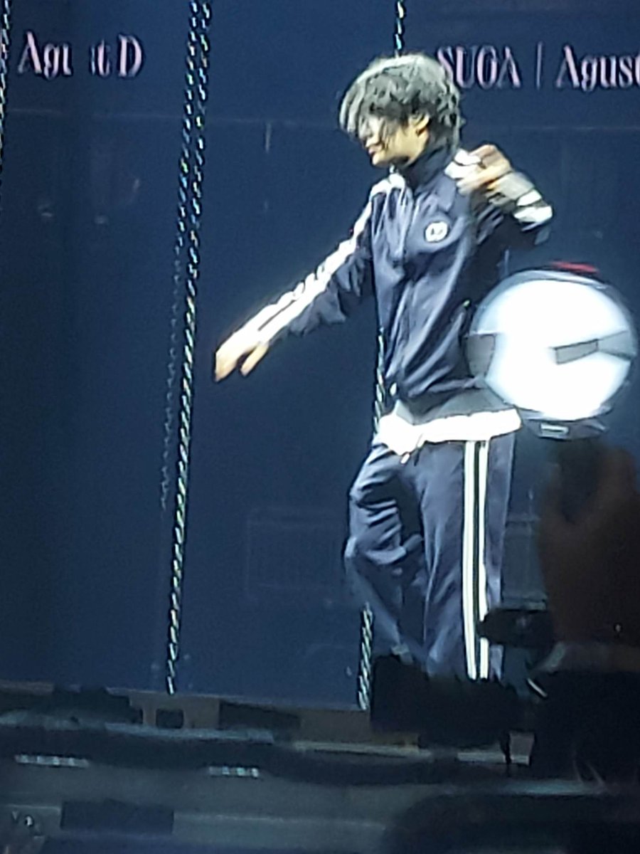 Perscitia's tweet photo. @kelsxbangtan Hello! I got to see him in Newark. https://t.co/xGOu9ggc4b