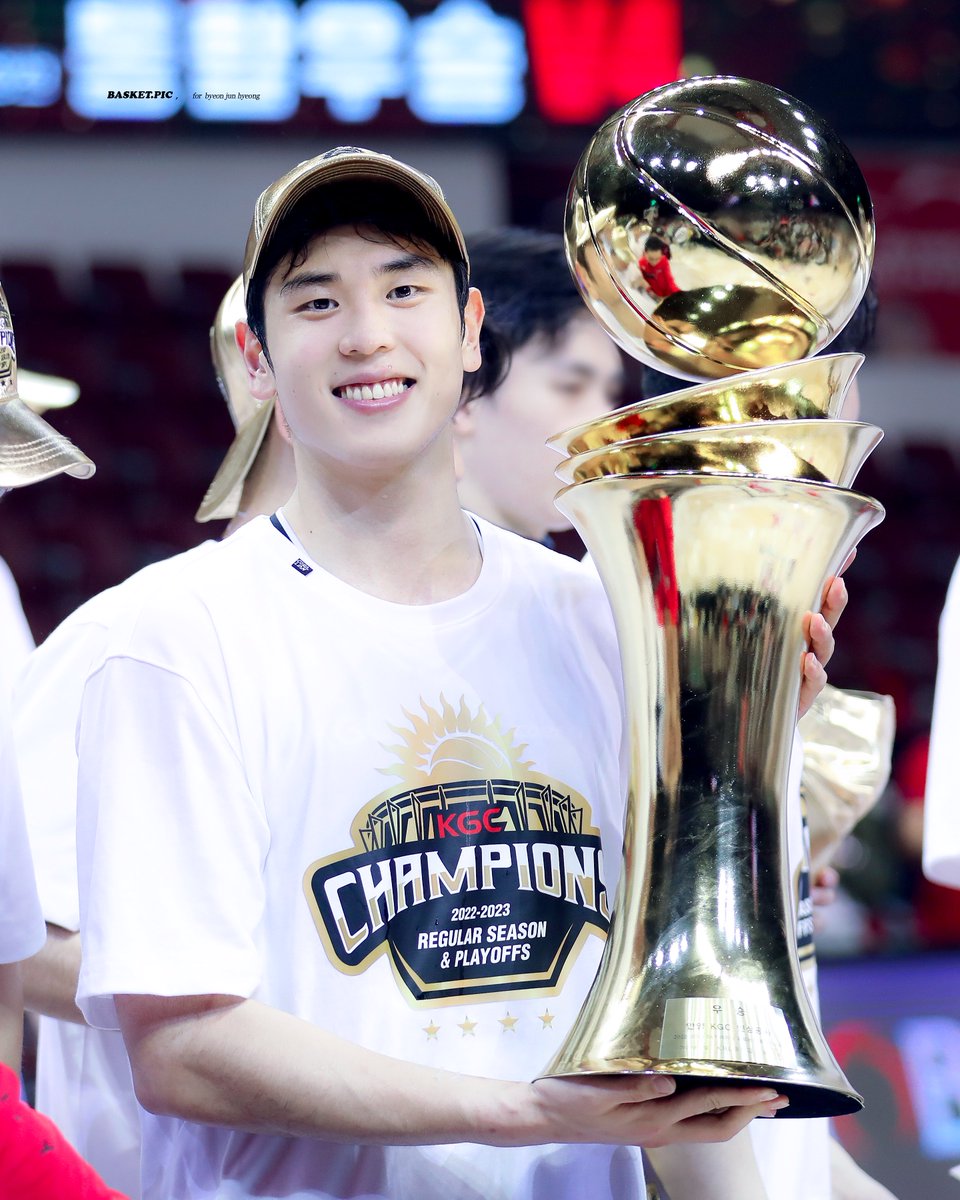 변준형픽🐰 tweet media