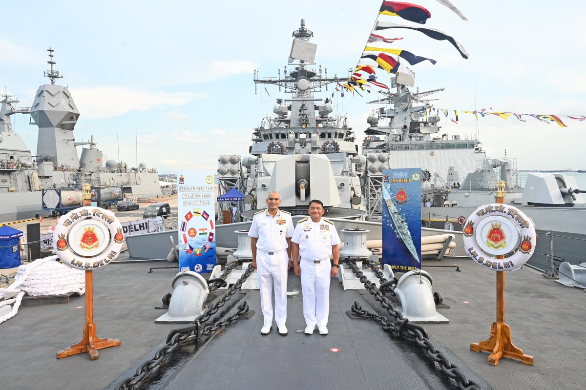 loveindiannavy's tweet photo. Adm R Hari Kumar #CNS, met VAdm Toribio D Adaci FOIC @Philippine_Navy, onboard #INSDelhi during the AIME #04May 23 #Singapore.
Reaffirmed the imp of maintaining peace, stability &amp; good order in the region &amp; the need to collaborate on common #Maritime Challenges &amp;  Opportunities. https://t.co/RqxJblqW3y