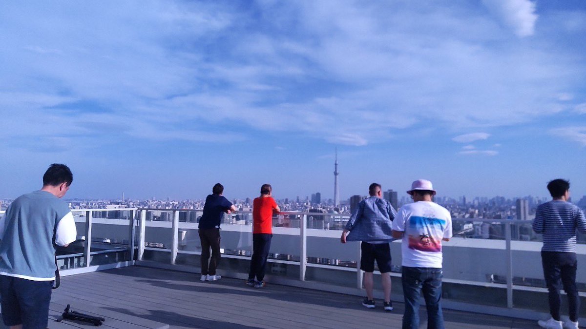 with my friends!

#スカイツリー #tokyoskytree #tokyo #skytree 
#idolhappiness #oip40 #myphoto #myphotography #japan #japanbeauty #japaneselandscape #landscape #landscapephotography #japaneseculture #beautiful #beauty #happy #photography  #bluesky #sky #friends #withmyfriend