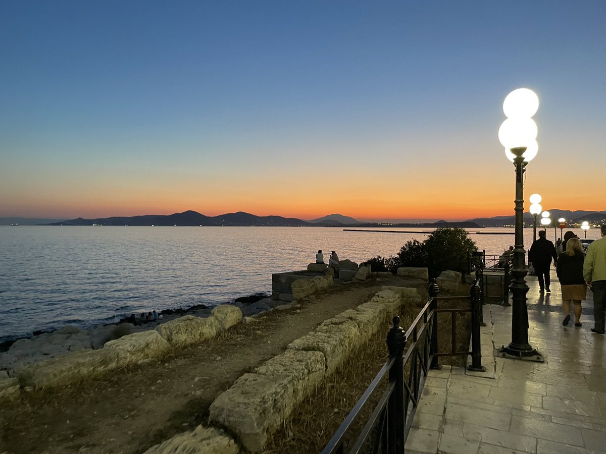 JodiPawluski's tweet image. It was great to talk about the #parentalbrain at the International Conference on Shared Parenting and, most importantly, be reunited with @Dalla_Christina !  Being in Athens was great too 😊 . 

For more on Shared Parenting @NatlParentsOrg . #ICSP2023