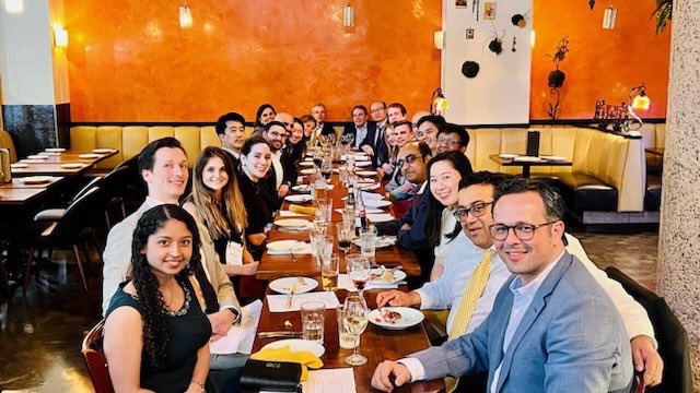 Baylor Dinner during #AATS2023
Fantastic group of people to share medicine, science, and a good meal! @DrRosengart @JCoselli_MD @MarcMoonMD @DrRaviGhanta @SXC71 @vicenteorozco2 @scottlemaire @AATSHQ