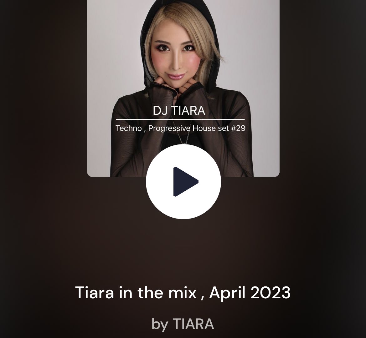 DJTIARAJP's tweet photo. 本業がDJなのでDJ MIXを作りました。
是非移動中にでも聞いてくださいね😌❣️
リンクはコメントに貼りました。

New mix is up on #Mixcloud. 
Enjoy! (link in comments)

#DJTIARA #DJTIARAJP #djtiara #DJティアラ #FDJ #femaledj #japanesedj #japanesefdj https://t.co/LHnEvDik3l