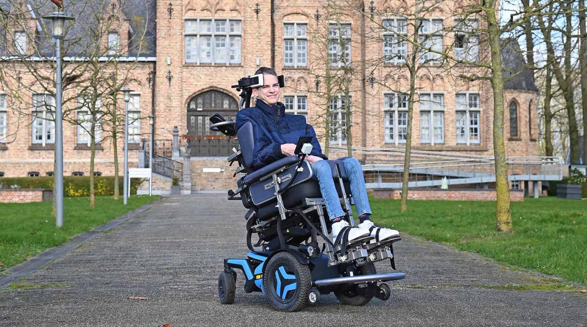 ⚡ A new series in collaboration with @BioVoxBelgium  puts MEDVIA members in the spotlight! ⚡ 

@CoMoveIT_ groundbreaking tech allows people with complex movement disorders, like #cerebralpalsy, to operate a motorized #wheelchair. ♿ 🕹 

The interview 👇🏻
medvia.be/member-spotlig…