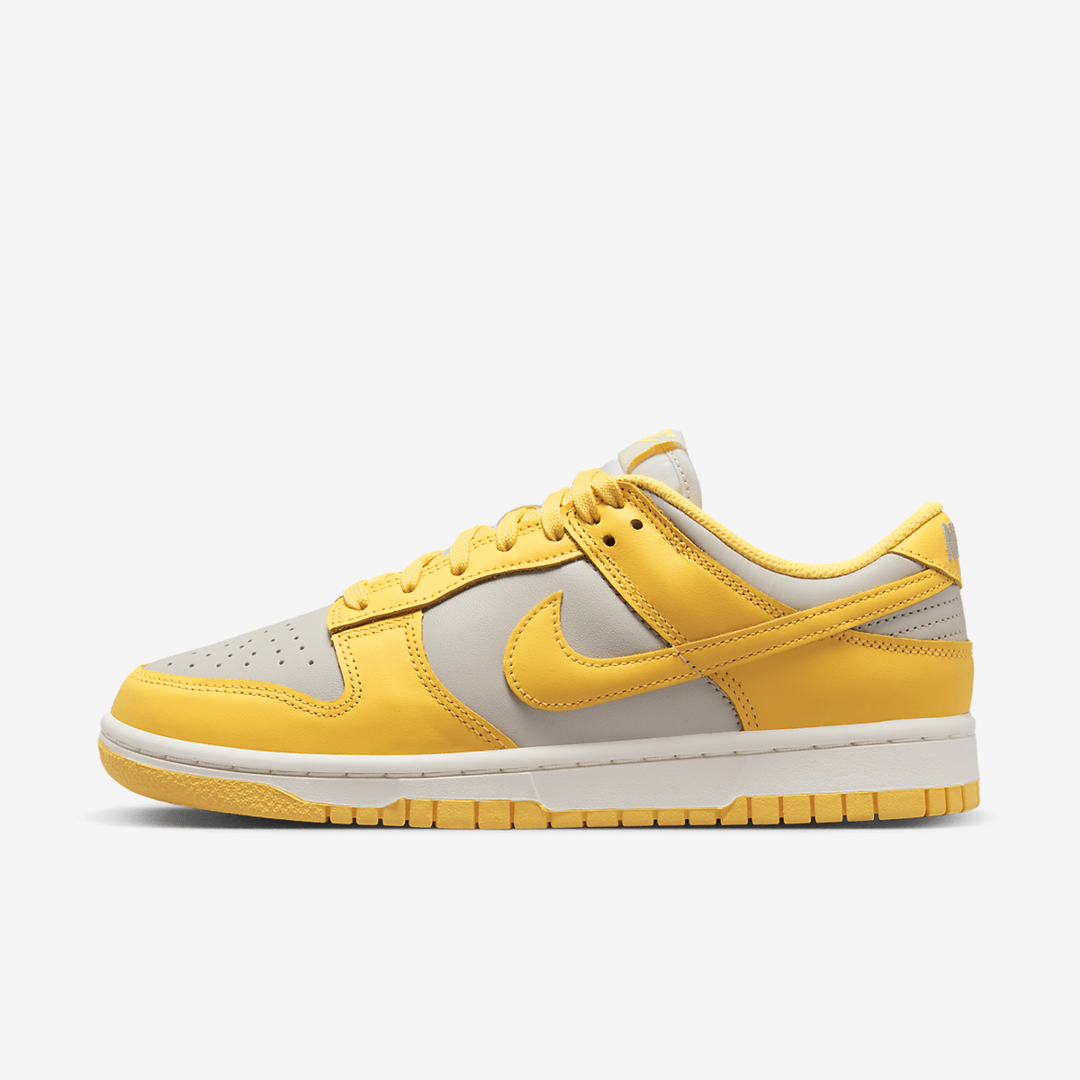 LSDLSRestocks's tweet image. 🚨 Restock Alert: La Dunk Low est à nouveau disponible chez Nike ➡️ lsdl.es/3nJt5Vd