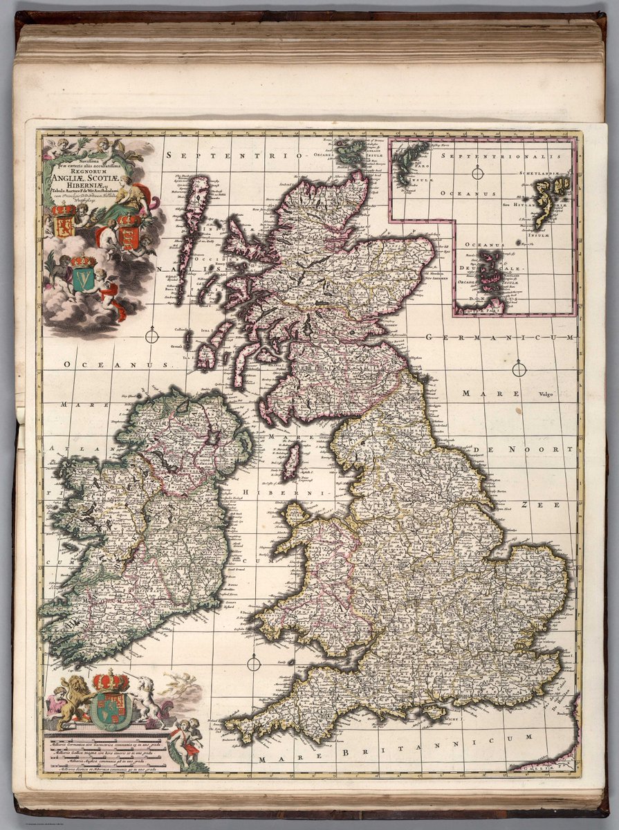 This week's #MondayMappery features two maps by Frederick de Wit dated c. 1682. Ireland’s form appears very differently in both images – yet the two maps featured in the same atlas ‘Tot Amsterdam’.

View in high-res at bit.ly/3VBdu6M and bit.ly/3M9h3y9