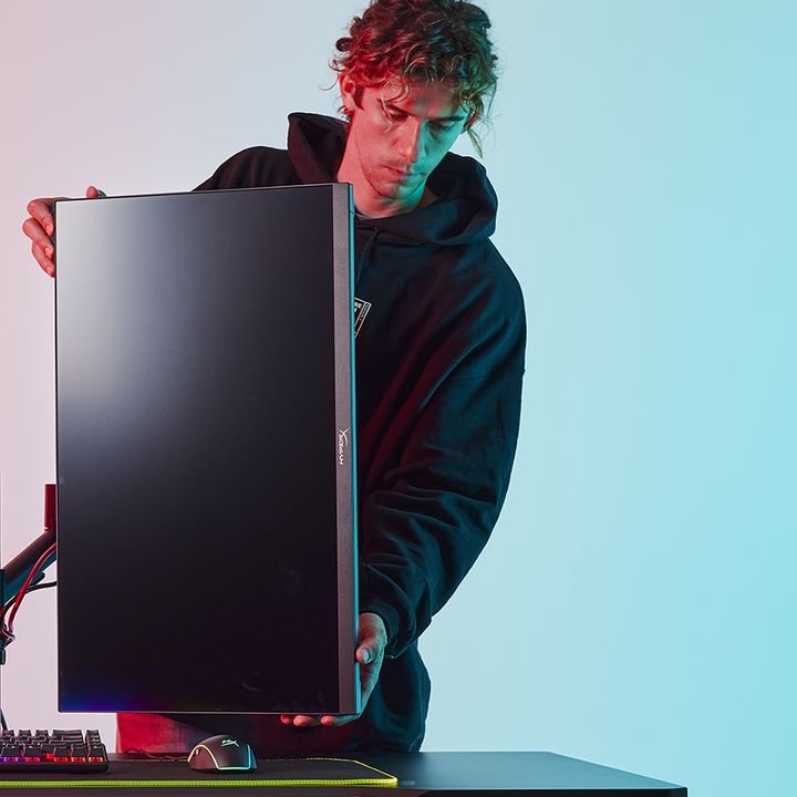 HyperXMENA's tweet photo. هل تفضل أن تكون شاشتك الثانية رأسية أم أفقية؟
#HyperXMENA https://t.co/P46kARjmh1