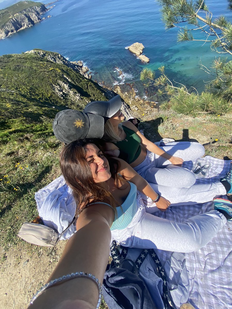 aitanamaarquez's tweet photo. Que todas mis amigas vengan a visitarme y se vayan con mil ganas de volver me reafirma que tome la mejor decisión al venirme aquí 🥹 https://t.co/JUt5Jqjbs0