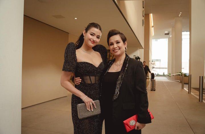 I'm screaming, my two faves in one frame😭🙌
THE LEA SALONGA and THE LIZA SOBERANO, everyone!
#LeaSalonga 
#LizaSoberano