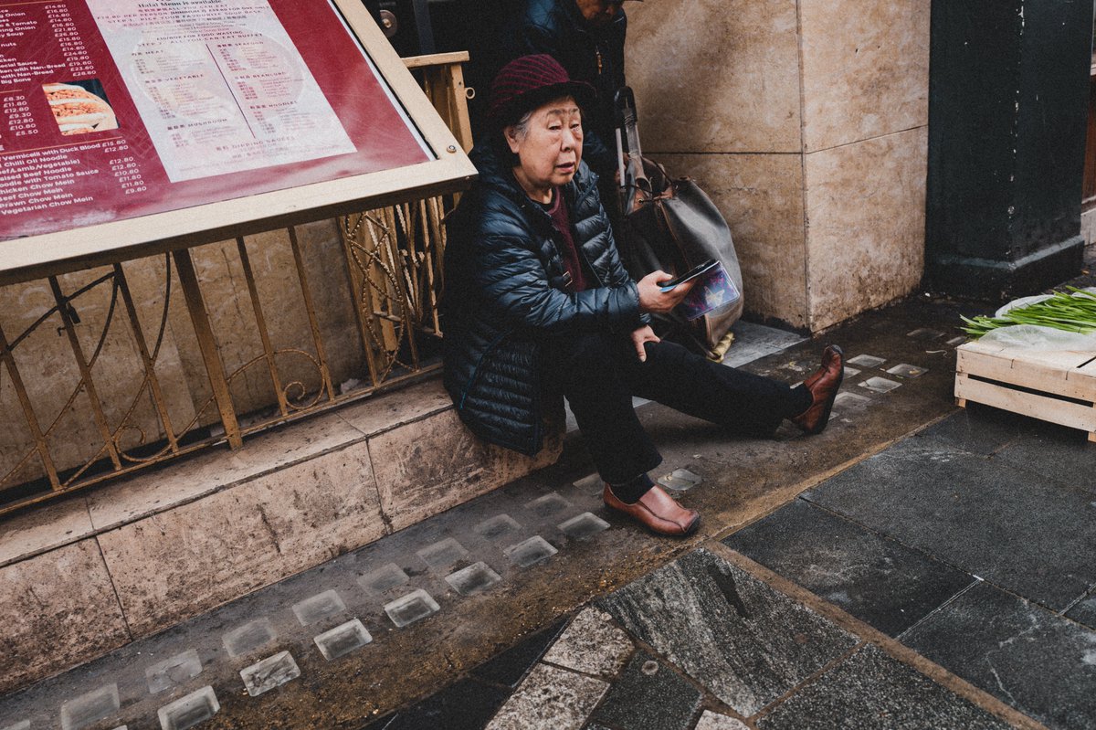 Eye contact.
#streetphotography