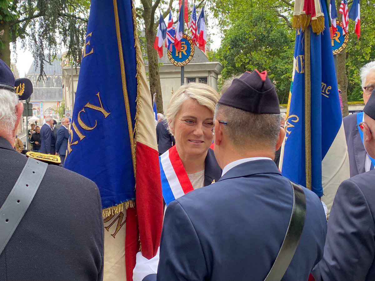 stephanie_rist's tweet photo. En ce 8 mai à @VilledOrleans, nous rendons hommage à ceux qui donnèrent leur vie pour libérer notre pays. 

N’oublions jamais ceux qui se sont battus pour notre liberté et pour la paix. https://t.co/FwkFXxKYmx