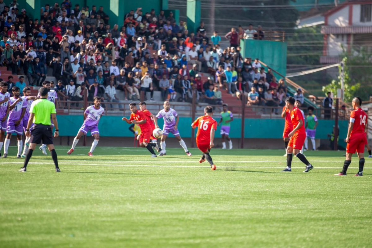 lajongfc's tweet photo. Highlights from Saturday's match 💪
Shillong Lajong 2 - 1 United SC
Lajong's goal scorer:
Hardy Cliff Nongbri 33'
Figo Syndai 45+2'
COME ON YOU REDS!!
#shillonglajongfc #lajongfc #football #indianfootball #seconddivisionileague #hero2nddivleague #unitedsc https://t.co/1JzboEx1OZ