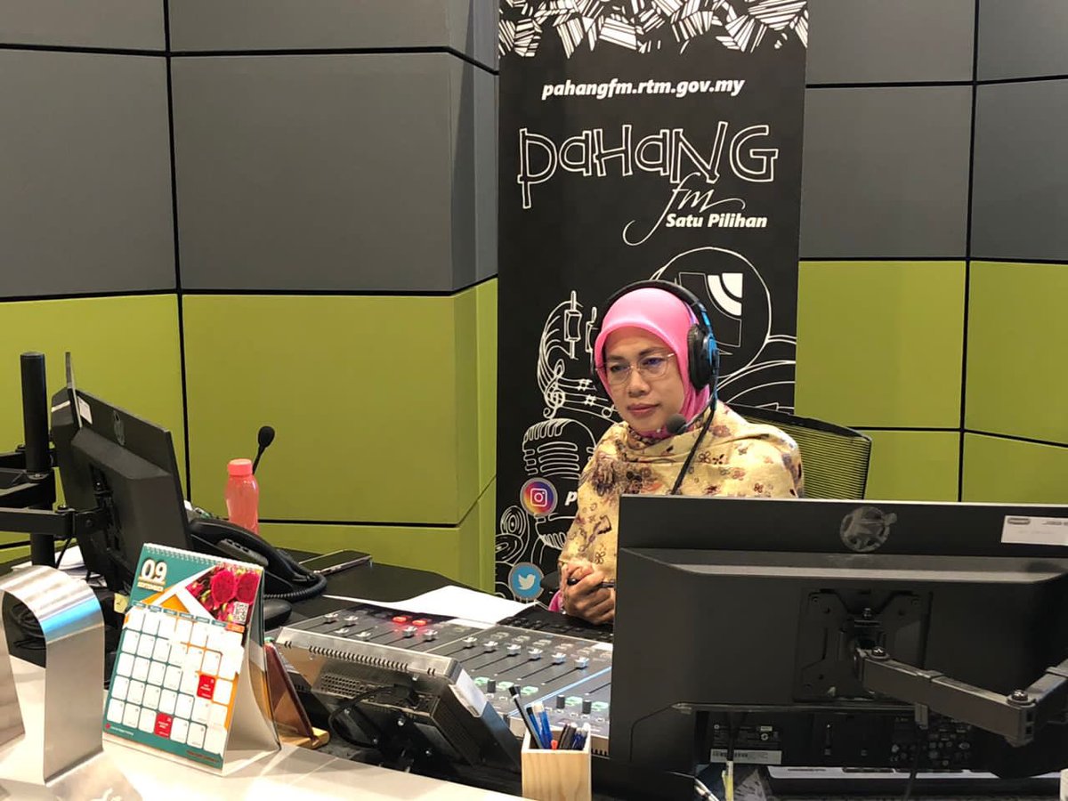 Terima Kasih RTM Pahang memberi peluang kepada @mawilla_1 untuk mempromosikan Sambutan Hari Terbuka Armada 2023 di konti bersama DJ N. 

#BersatuBersediaBerjaya
#tldm89
#TLDMSiagaKedaulatanTerpelihara
<a href="/tldm_rasmi/">Royal Malaysian Navy</a>
<a href="/MPA_Barat/">HQ Western Fleet</a>