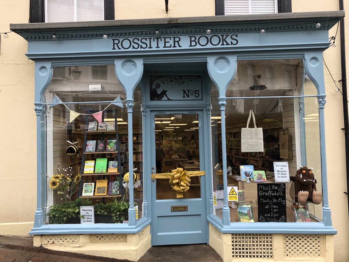 Opening today at 10am in #Malvern
Looking forward to meeting new customers

#bookshop #indiebookshop #bookshopopening #newbookshop