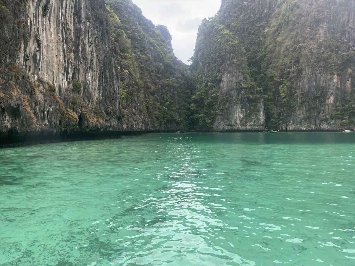 78bex's tweet photo. One of the most beautiful places i have ever visited #mayabeach #thailand #travel #greatful #livelife https://t.co/ktNnSMfZ6L