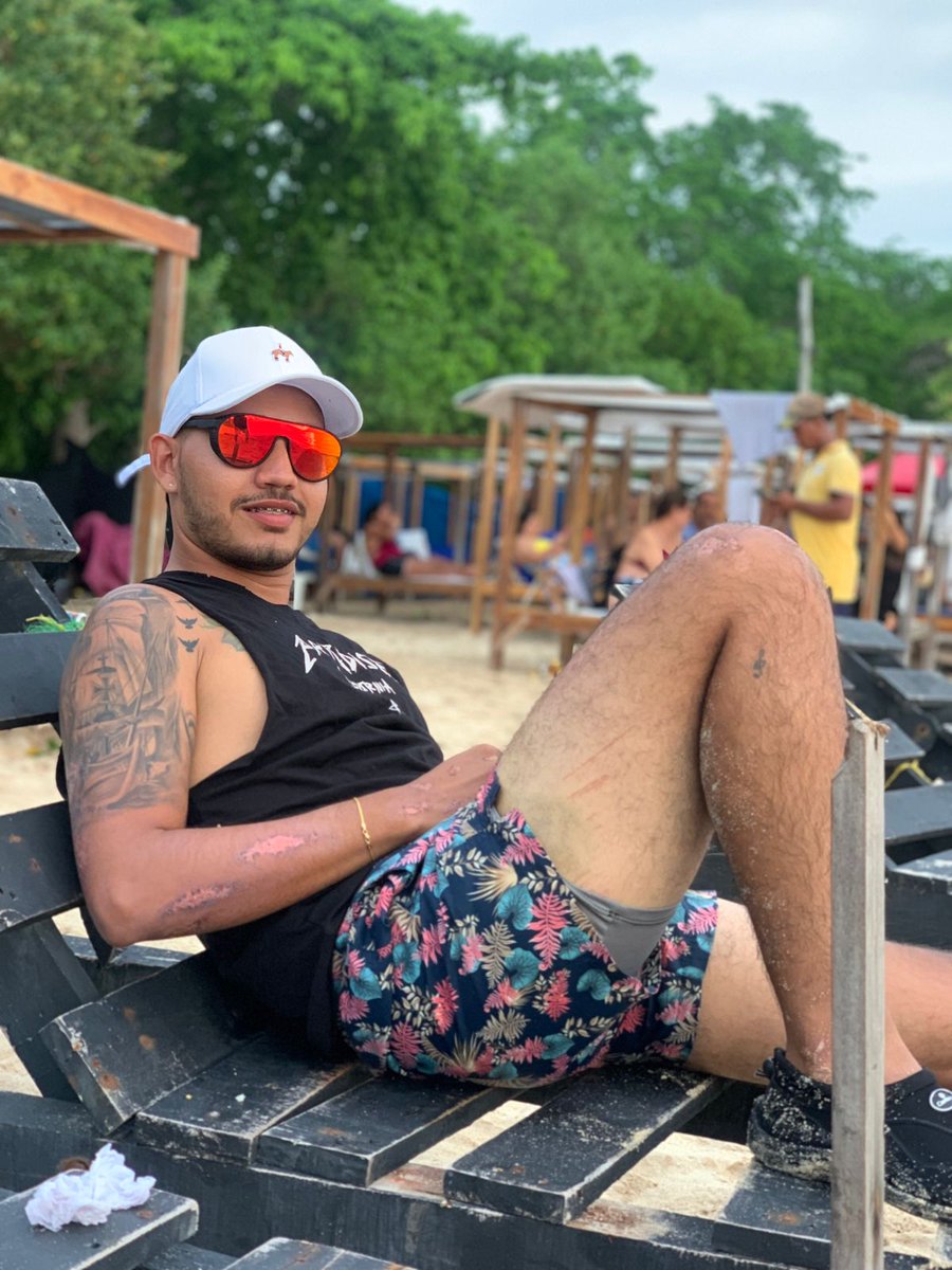 juansbas31's tweet photo. 🥵🔥☘️👽
#Cartagena 
#playatranquila https://t.co/wZr6ryZYuo
