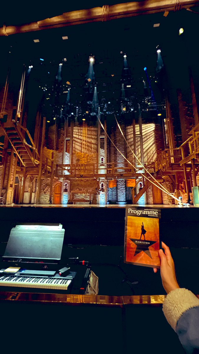 STAR_xian's tweet photo. #Hamilton Great show! 愉快的夜晚🏙 https://t.co/JUpmghnL9k