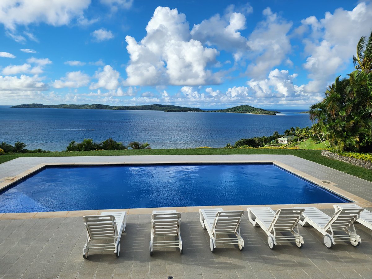 What a spectacular view... WANANAVU RESORT
Only in Ra ❤️