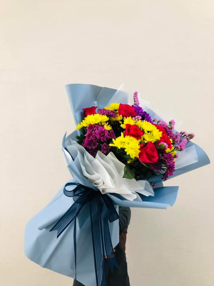 Altangerel_1111's tweet photo. Blue bouquet🦋

☎️88229005, 77689005
🚗 Хүргэлттэй 
⏰09:00 - 21:00
📍  БЗД, 26-р хороо, Sakura Tower /Innovation Centre/, 1 давхарт
       Их Монгол Плаза, 1 давхарт
       Цэцгийн дэлгүүр /Тэнгэр плаза /, 1 давхарт 

#monflower #хонхныбаяр #Хайр #ромашка #Сарнай #Цэцэг https://t.co/FN1zJivhta