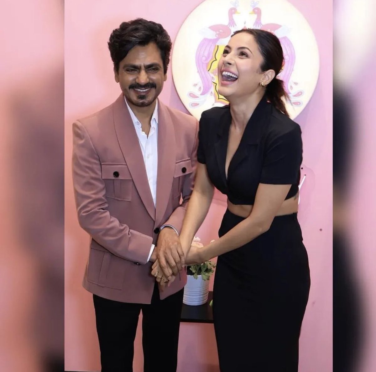 The real desi vibes with the very beautiful <a href="/ishehnaaz_gill/">Shehnaaz Gill</a> 💫
#DesiVibesWithShehnaazGill