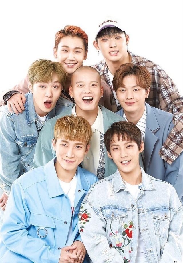 BTOB EXO tweet media